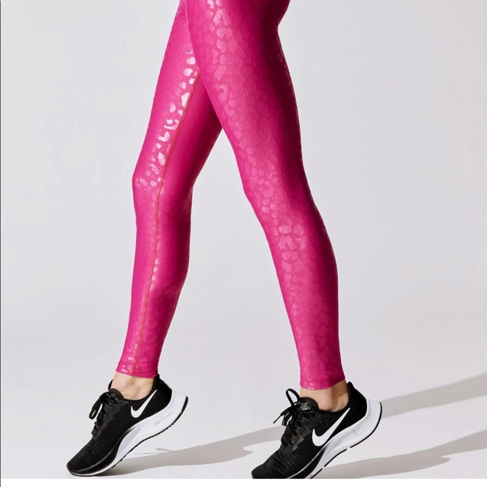 NWT carbon38 pink Takara leggings